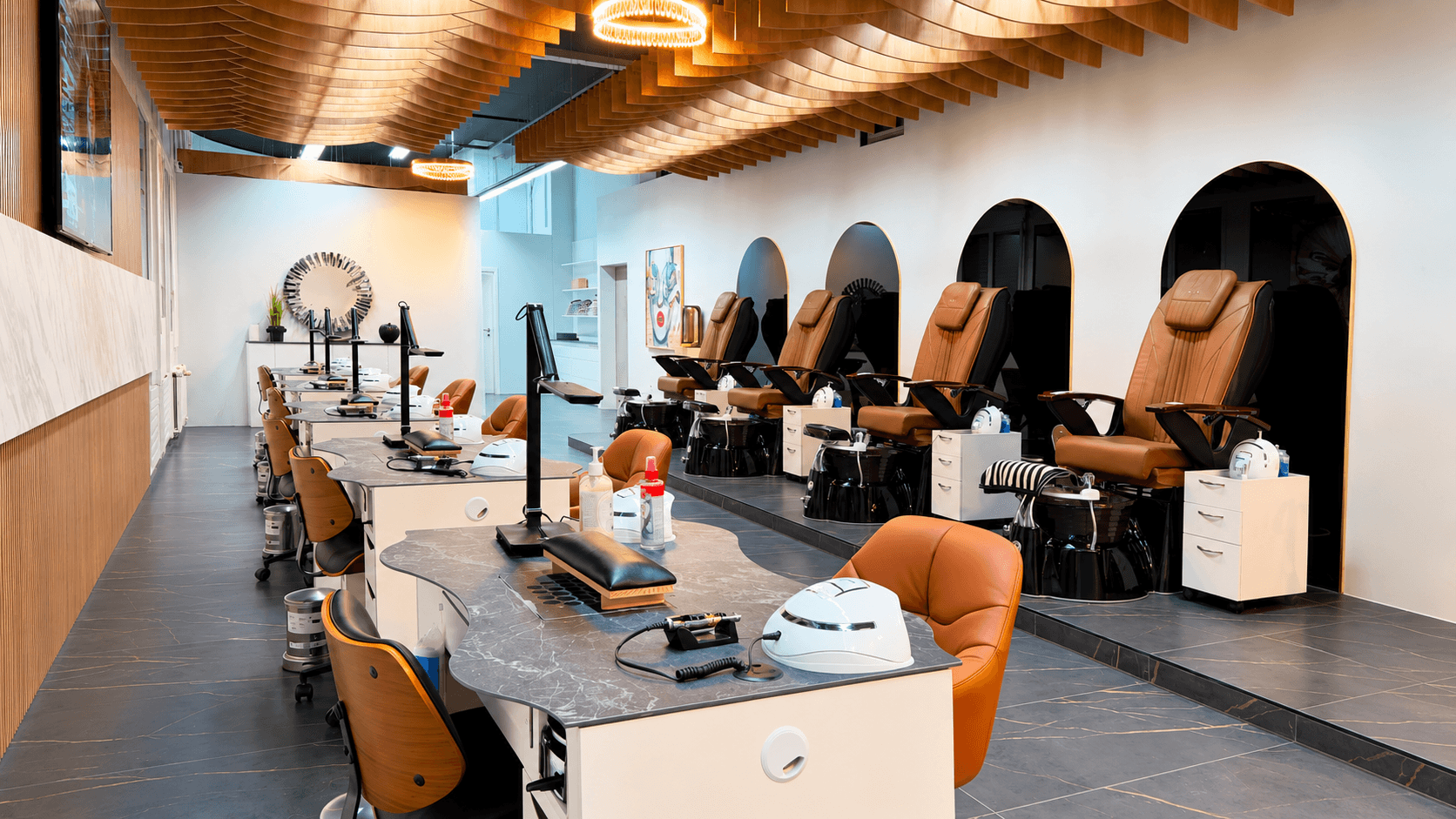 COCO salon workstations
