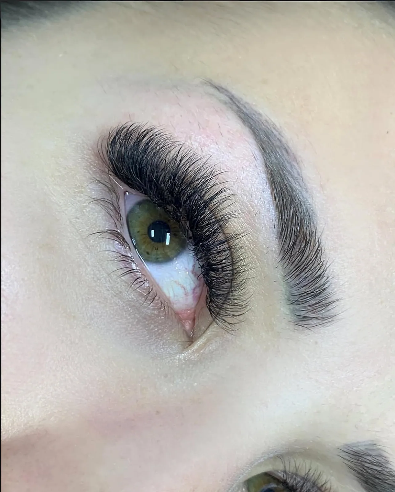 Cat-Eye Wimpern von COCO Nails & Beauty Horgen