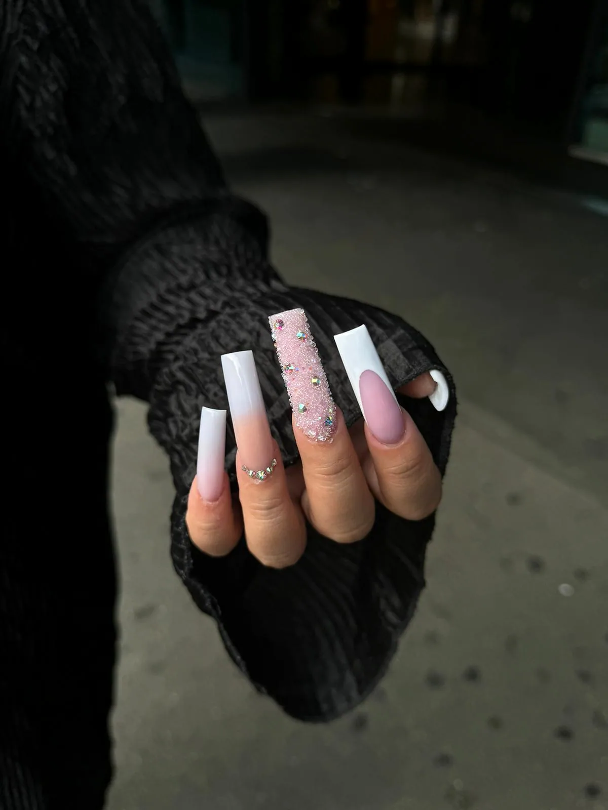 Pink Ombré Maniküre von COCO Nails & Beauty Horgen